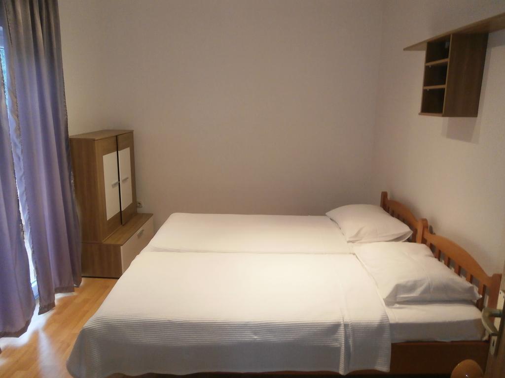 Apartment Maja Vodice Zimmer foto