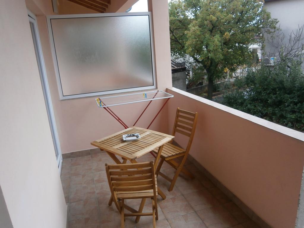 Apartment Maja Vodice Zimmer foto